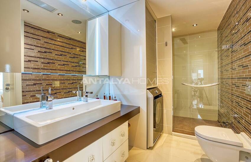 Antalya Lara'da Deniz ve Dağ Manzaralı Eşyalı Lüks Daire 35