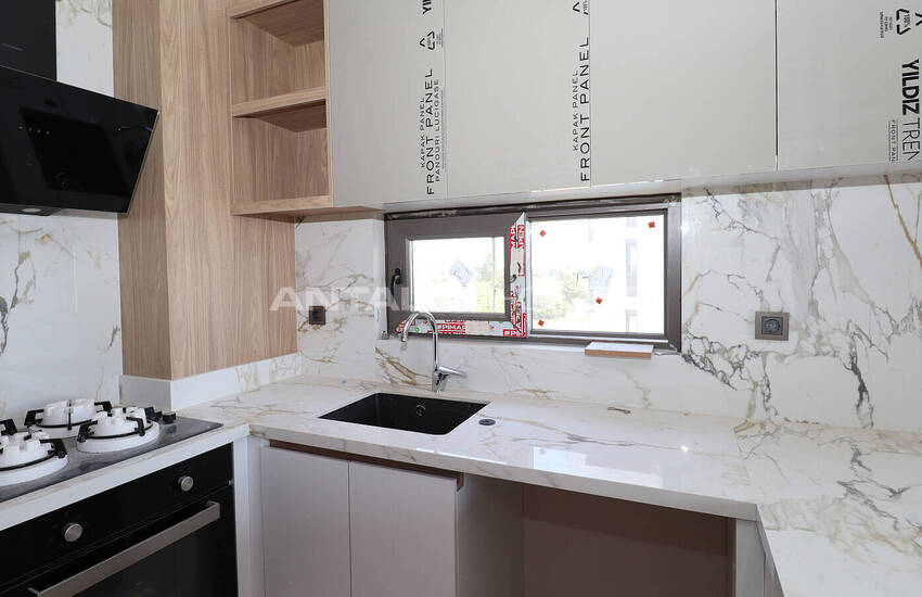 Kepez Göksu'da Modern Mimarili Projede Satılık 1+1 Daireler 21