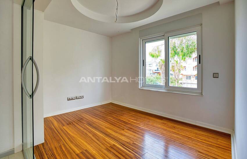 Luxury Apartment with Mountain and Sea Views in Antalya Lara 21