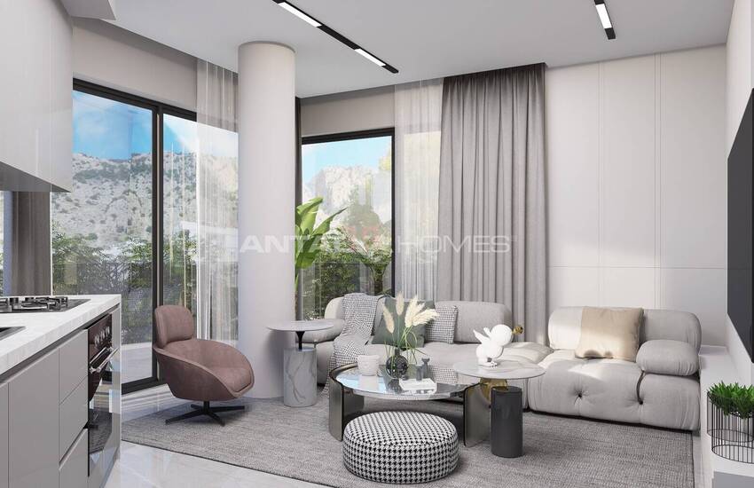 Konyaaltı Hurma'da Havuzlu Binada Yerden Isıtmalı Daireler 8