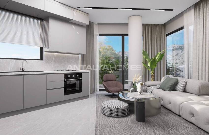 Konyaaltı Hurma'da Havuzlu Binada Yerden Isıtmalı Daireler 9