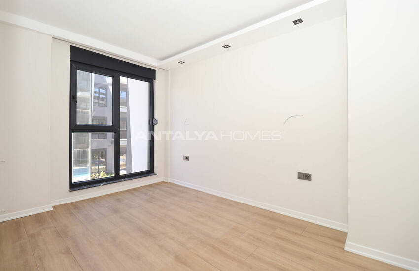 آپارتمان با دید استخر در یک پروژه لوکس در آنتالیا، آکسو 15