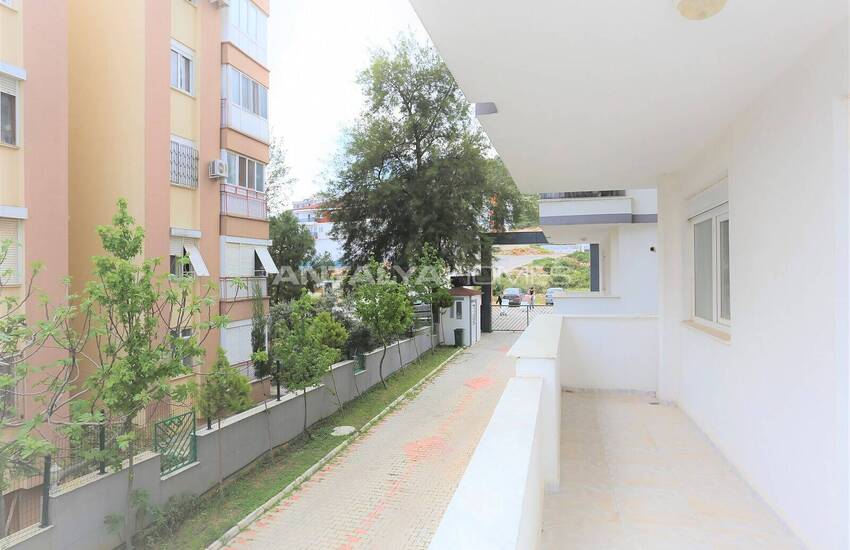 Меблированная Квартира на Среднем Этаже с Балконом в Кепезе 14