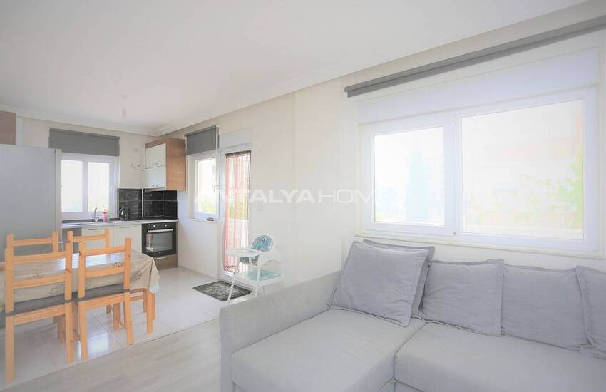 Меблированная Квартира на Среднем Этаже с Балконом в Кепезе 7