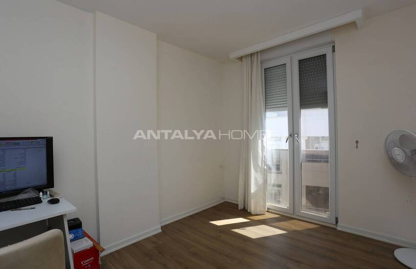 Ready to Move Furnished Duplex Flat in Antalya Konyaalti 15