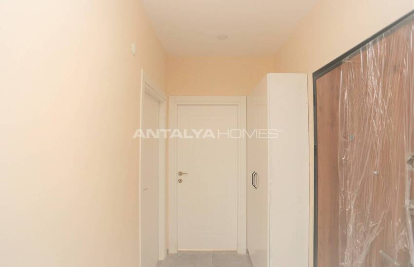 آپارتمان 2 خوابه آماده تحویل در یک مجتمع در کپز 13