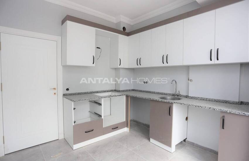 آپارتمان 2 خوابه آماده تحویل در یک مجتمع در کپز 8