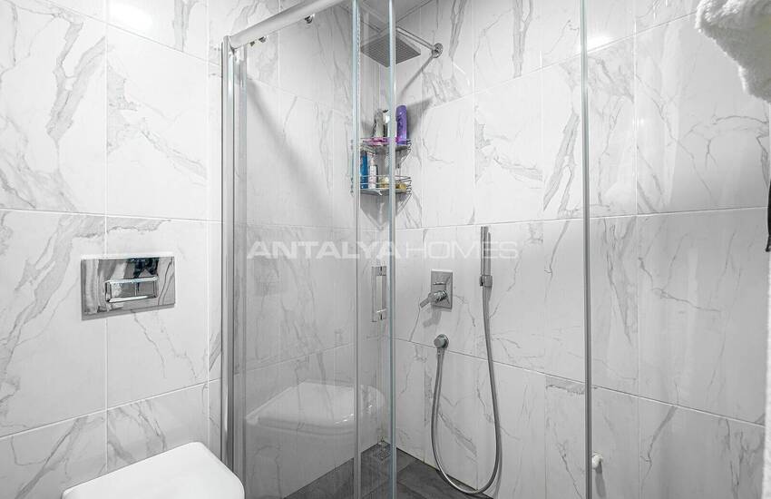 Fully Furnished Flat with Pool Near Lara Beach in Kundu 40