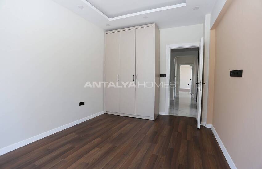 Ready to Move Apartment Close to Coast in Antalya Muratpasa 22