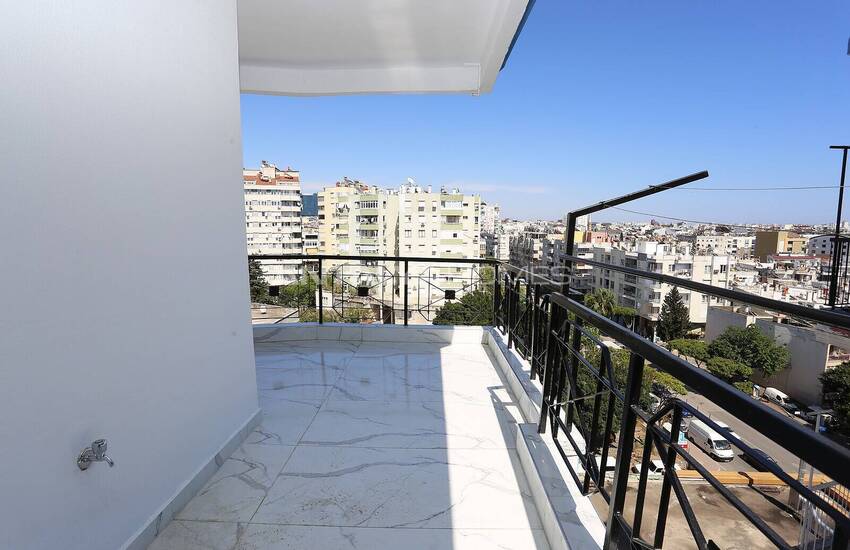 Ready to Move Apartment Close to Coast in Antalya Muratpasa 31