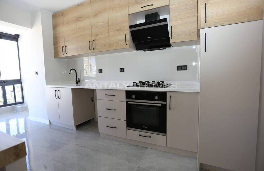 Ready to Move Apartment Close to Coast in Antalya Muratpasa 11