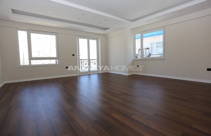 Ready to Move Apartment Close to Coast in Antalya Muratpasa 6