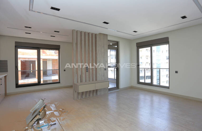 Apartments in a Complex with a Pool in Konyaalti Sarisu 8