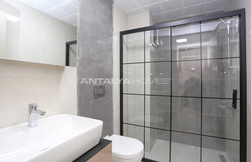 Apartments in a Complex with a Pool in Konyaalti Sarisu 16