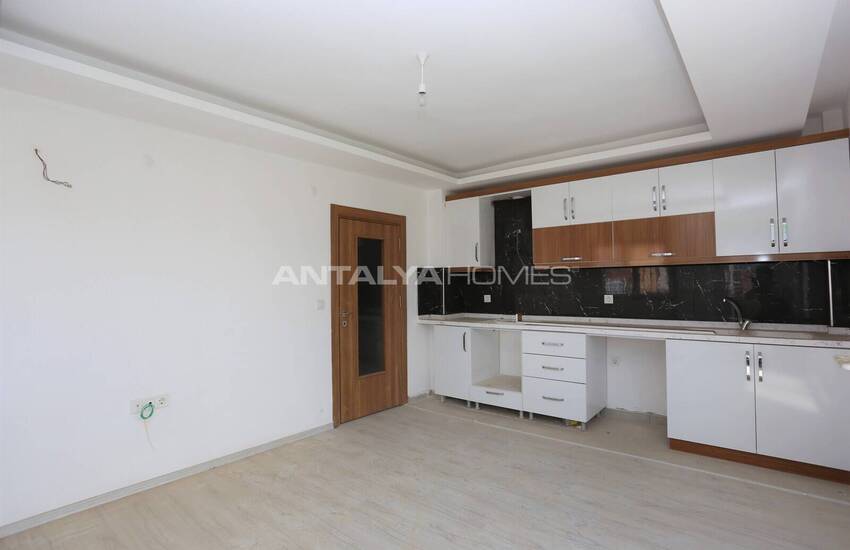 Kepez Habibler’de Site İçinde Arakat Sıfır 1+1 Daire 14