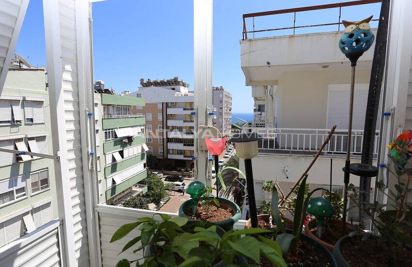Appartement Met Zeezicht Op Centrale Locatie In Antalya 32