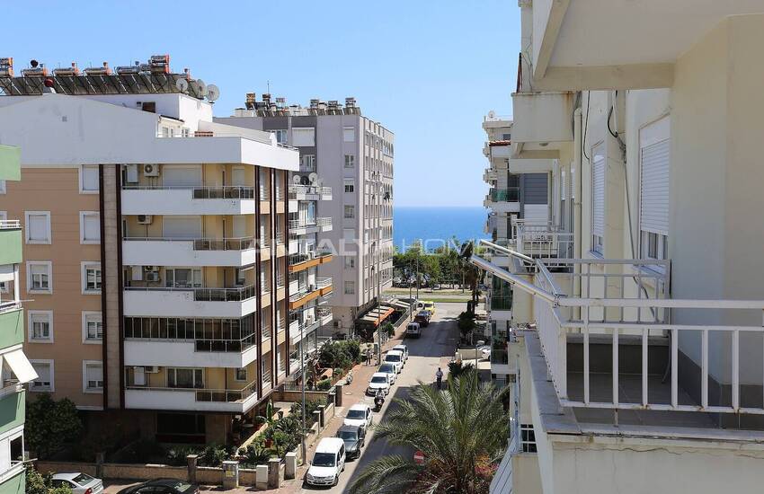 Appartement Met Zeezicht Op Centrale Locatie In Antalya 35