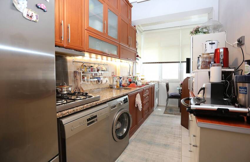 Appartement Met Zeezicht Op Centrale Locatie In Antalya 18