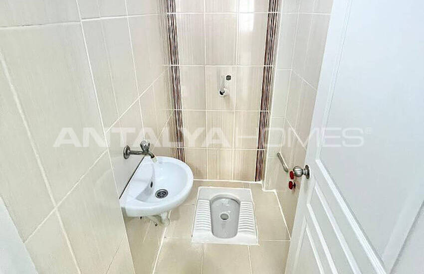 Muratpaşa'da Şehir Merkezinde Taşınmaya Hazır 3+1 Daire 24