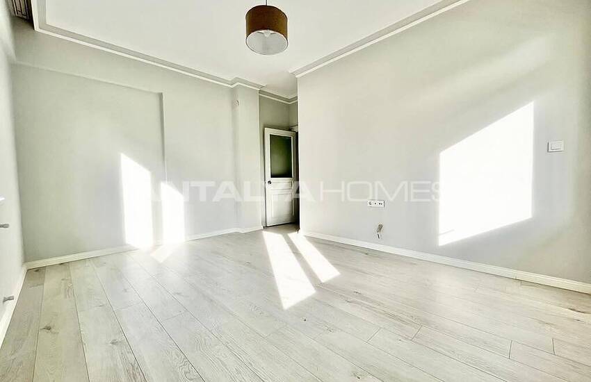 Muratpaşa'da Şehir Merkezinde Taşınmaya Hazır 3+1 Daire 18