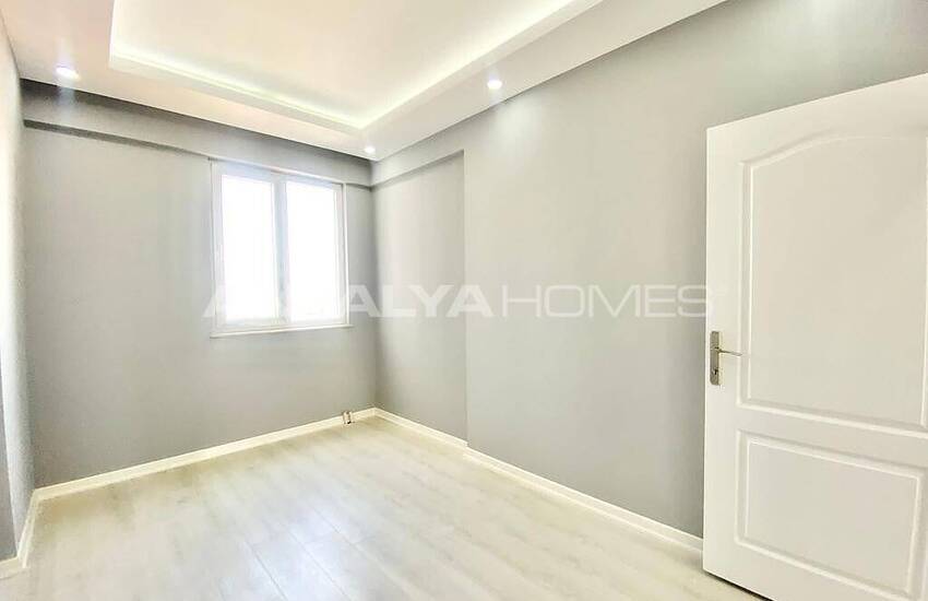 Antalya Muratpaşa'da Site İçinde Bakımlı ve Geniş 3+1 Daire 18