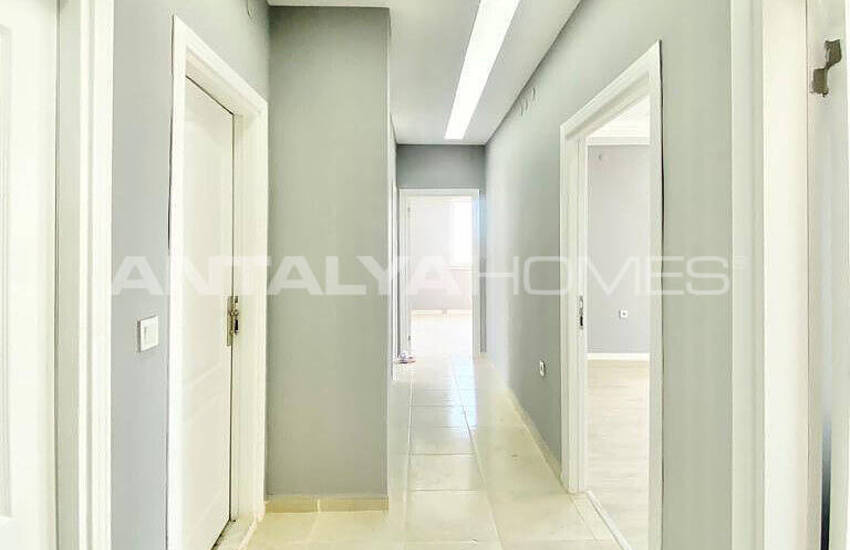 Antalya Muratpaşa'da Site İçinde Bakımlı ve Geniş 3+1 Daire 22