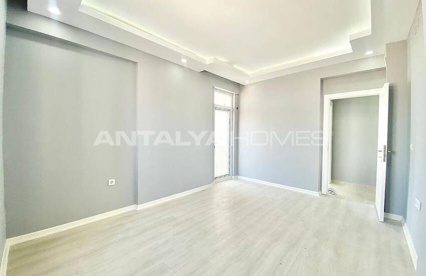 Antalya Muratpaşa'da Site İçinde Bakımlı ve Geniş 3+1 Daire 16