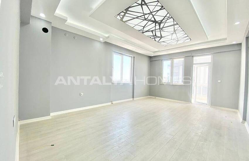 Antalya Muratpaşa'da Site İçinde Bakımlı ve Geniş 3+1 Daire 8