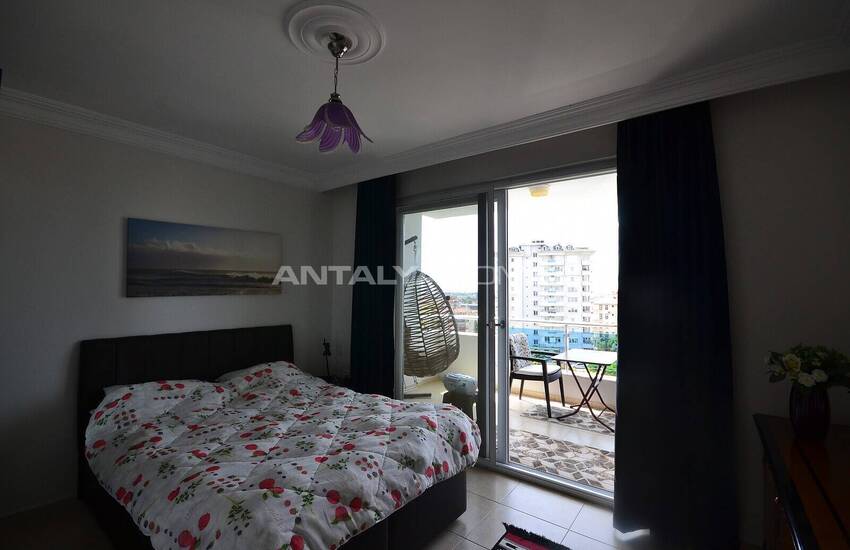 شقة مفروشة مطلة على البحر والمدينة في الانيا 48