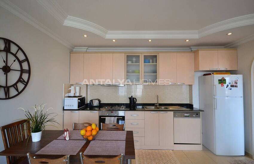 شقة مفروشة مطلة على البحر والمدينة في الانيا 30