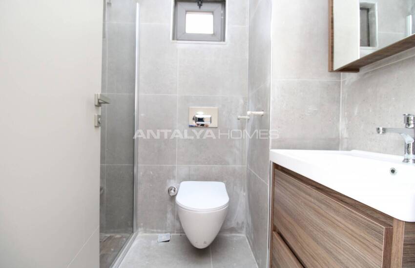 Antalya Aksu'da Site İçerisinde Havuz Manzaralı Daireler 19