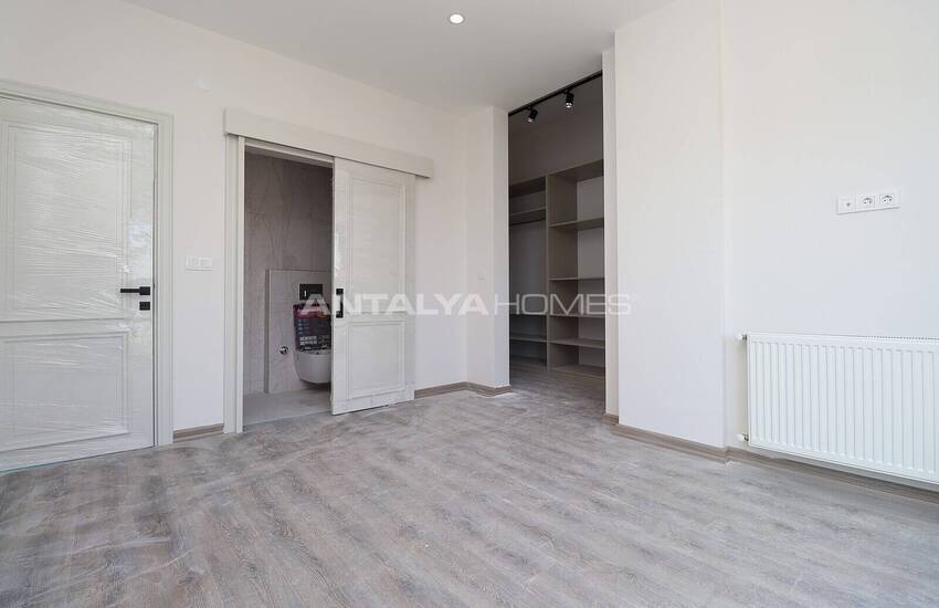 Stylish Apartments with Dressing Rooms in Antalya 15