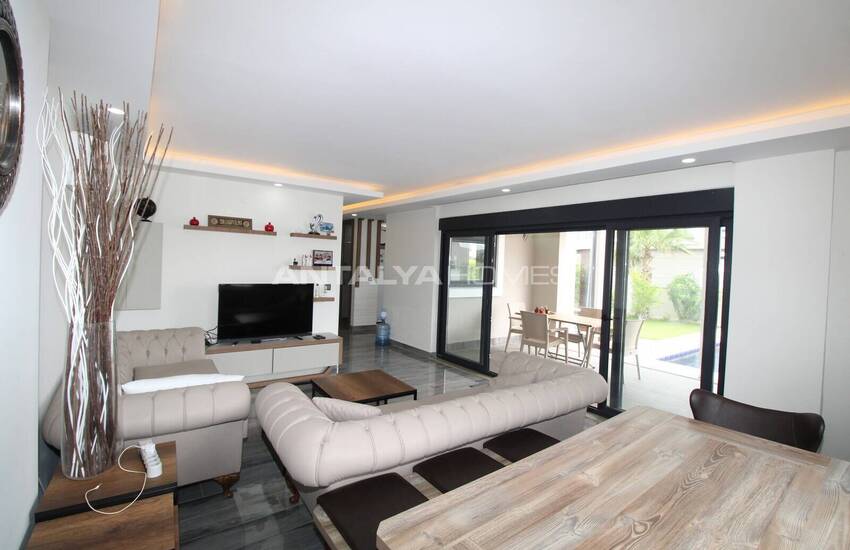 Luxe Triplex Huis Met Prive Zwembad In Kadriye Antalya 27