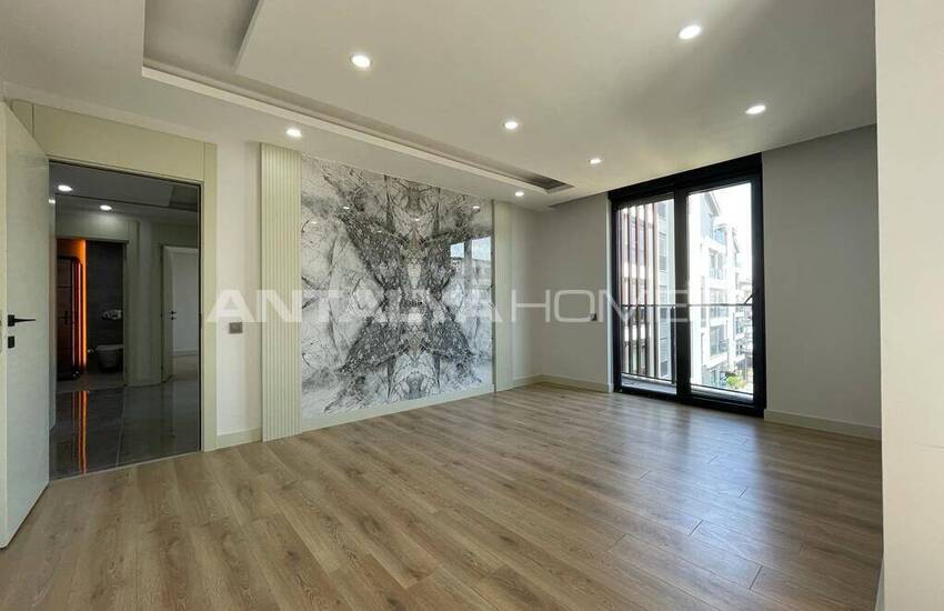 Apartment with En-suite Bathroom in Complex in Antalya 13