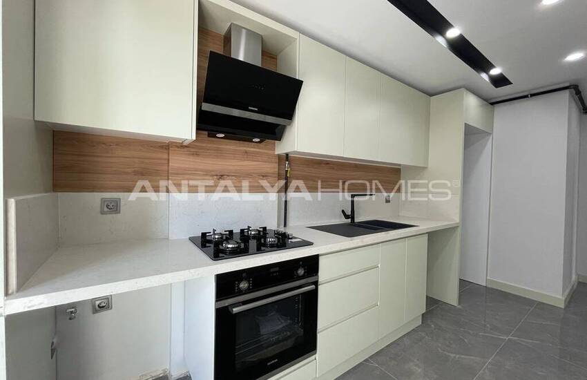 Apartment with En-suite Bathroom in Complex in Antalya 19