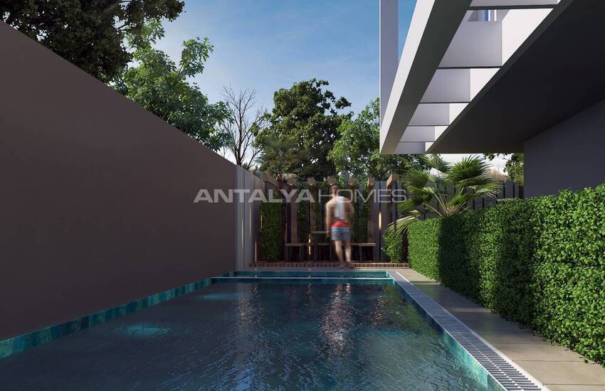Flats in Complex with Swimming Pool in Antalya Muratpasa 13