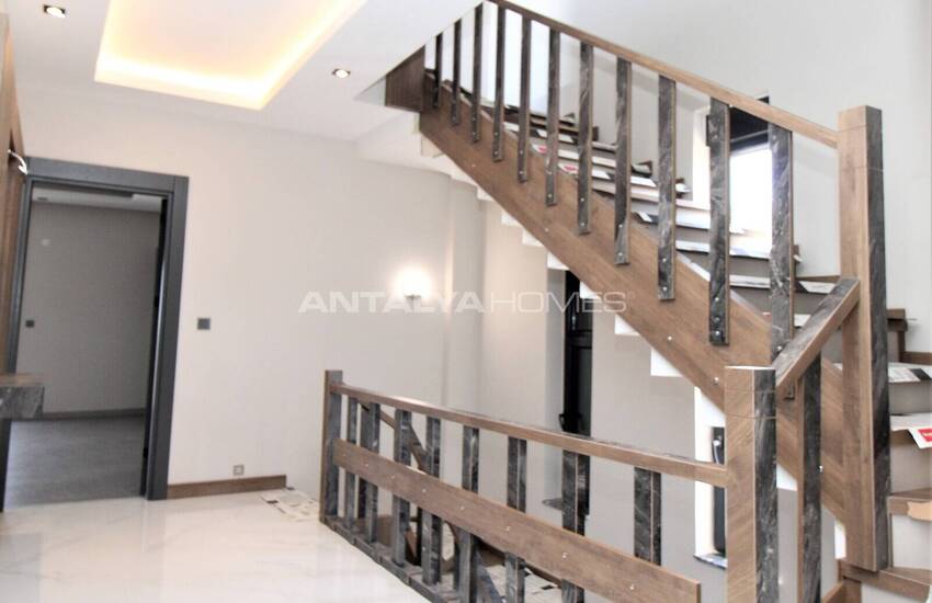 Detached House with Sea View in Aksu Kemeragzi