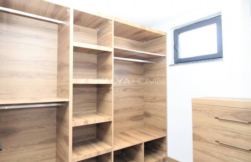Detached House with Sea View in Aksu Kemeragzi