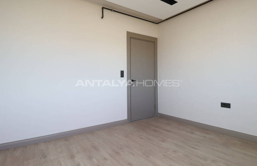 آپارتمان های شیک بزرگ در مجتمعی با آسانسور در آنتالیا 24