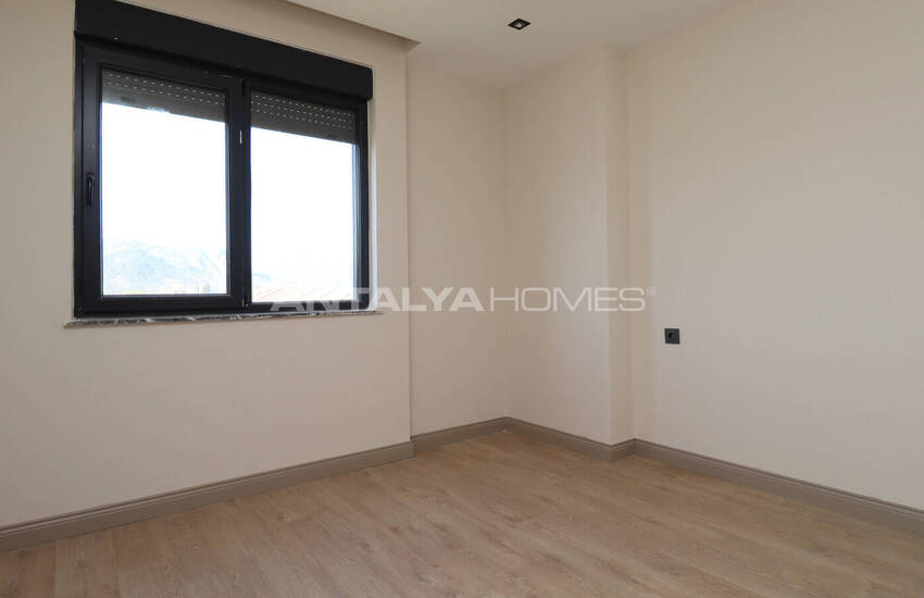 آپارتمان های شیک بزرگ در مجتمعی با آسانسور در آنتالیا 25