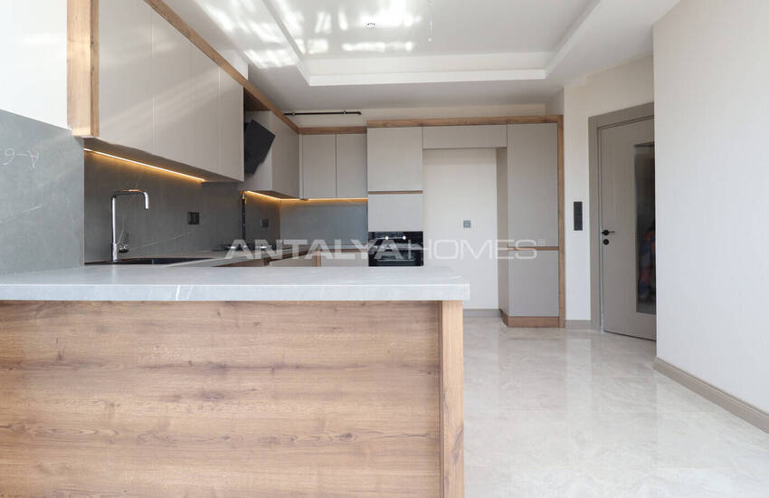 آپارتمان های شیک بزرگ در مجتمعی با آسانسور در آنتالیا 18