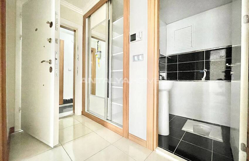 Muratpaşa'da Kapalı Otoparklı ve Güvenlikli Sitede 2+1 Daire 17