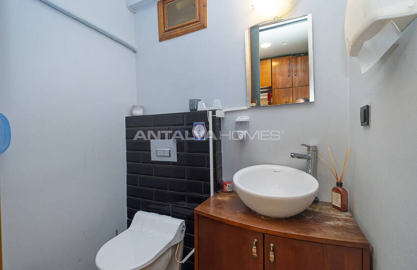 Winkel Met Potentieel Hoog Inkomen In Muratpasa Antalya 31