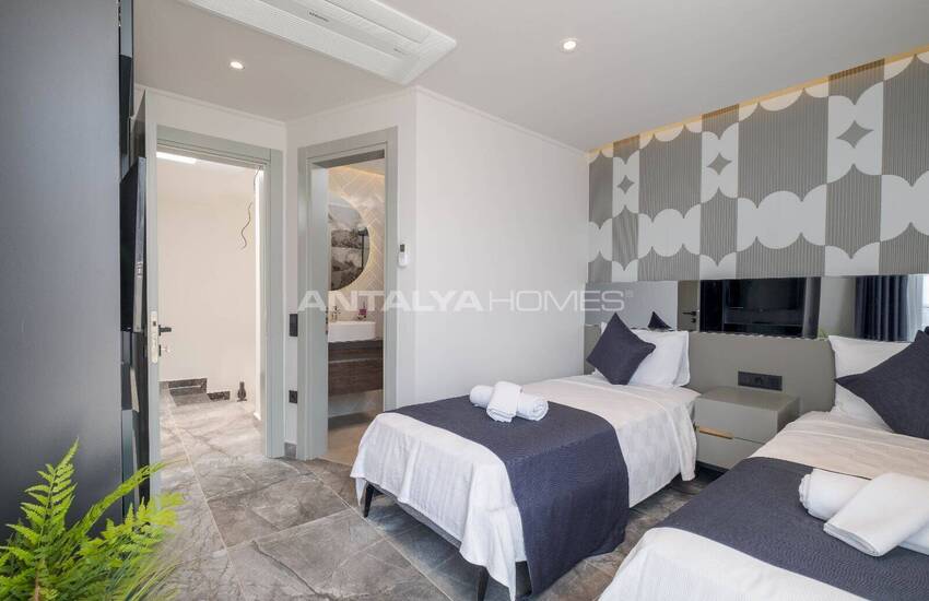 Villa Met Tuin En Zwembaden In Antalya Kalkan 29