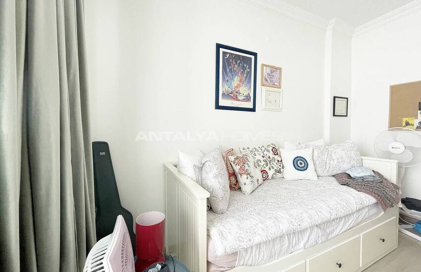 Fully Furnished 2+1 Apartment in Antalya Işıklar Street 25