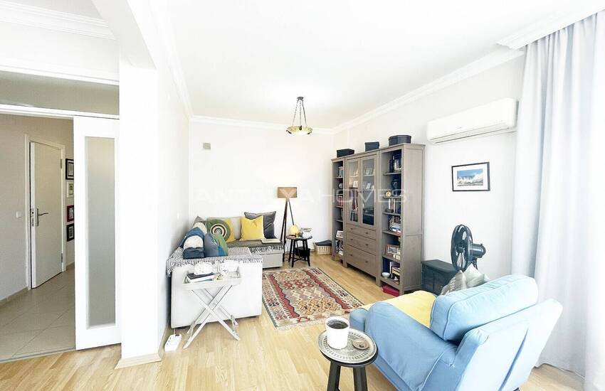 Fully Furnished 2+1 Apartment in Antalya Işıklar Street 11