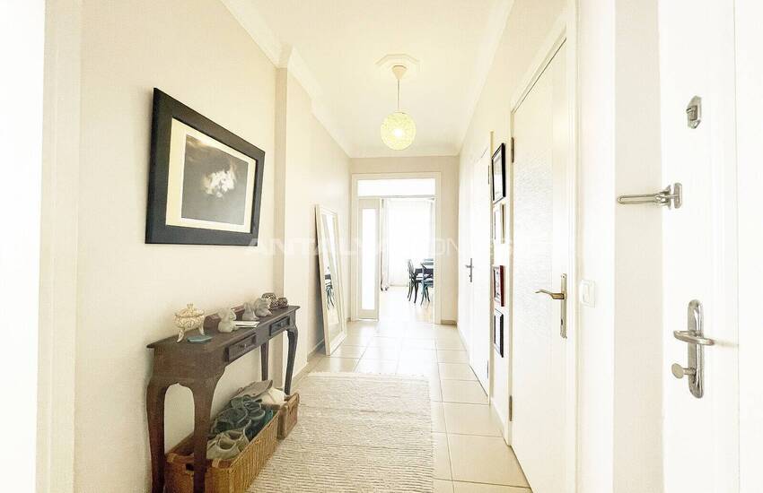 Fully Furnished 2+1 Apartment in Antalya Işıklar Street 29