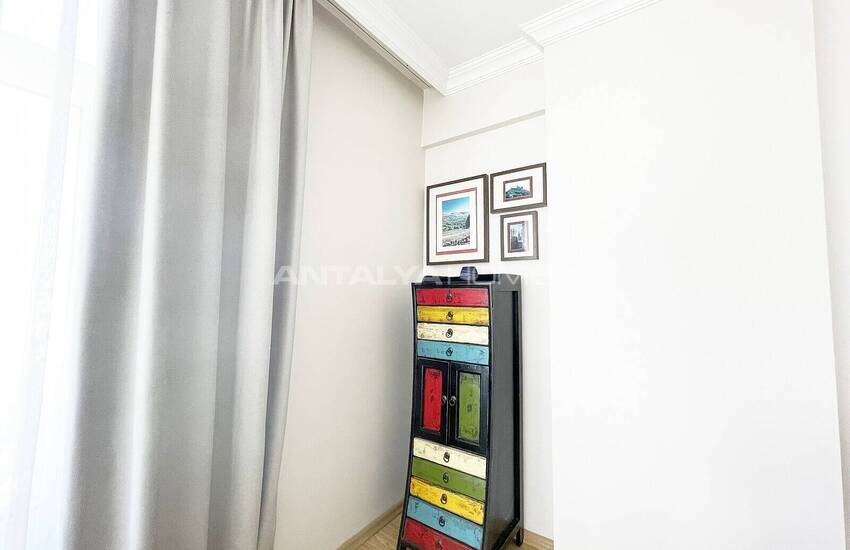 Fully Furnished 2+1 Apartment in Antalya Işıklar Street 13
