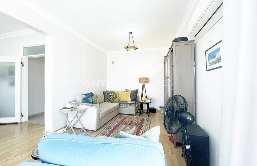 Fully Furnished 2+1 Apartment in Antalya Işıklar Street 15