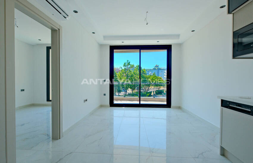 Alanya Oba'da Şehir ve Deniz Manzaralı Satılık Daireler 18